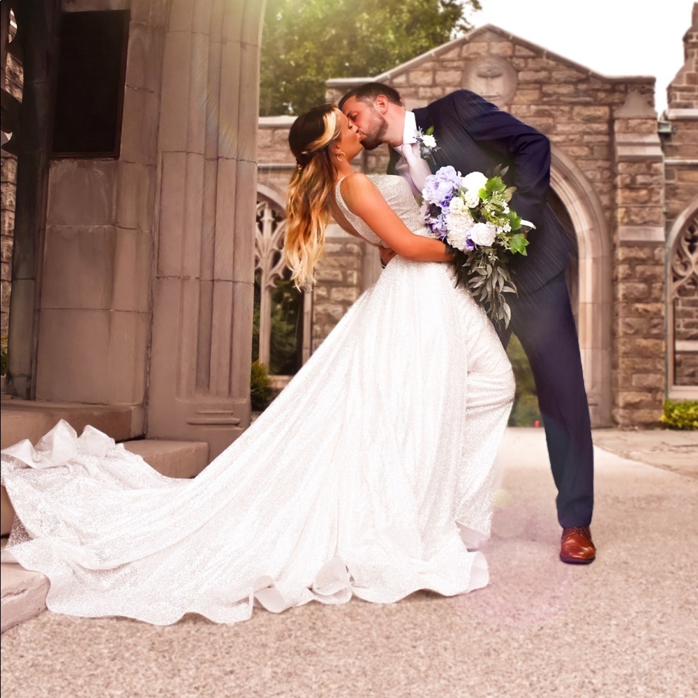 Pnina tornai bridal gown and skirt - Picture 12 of 15